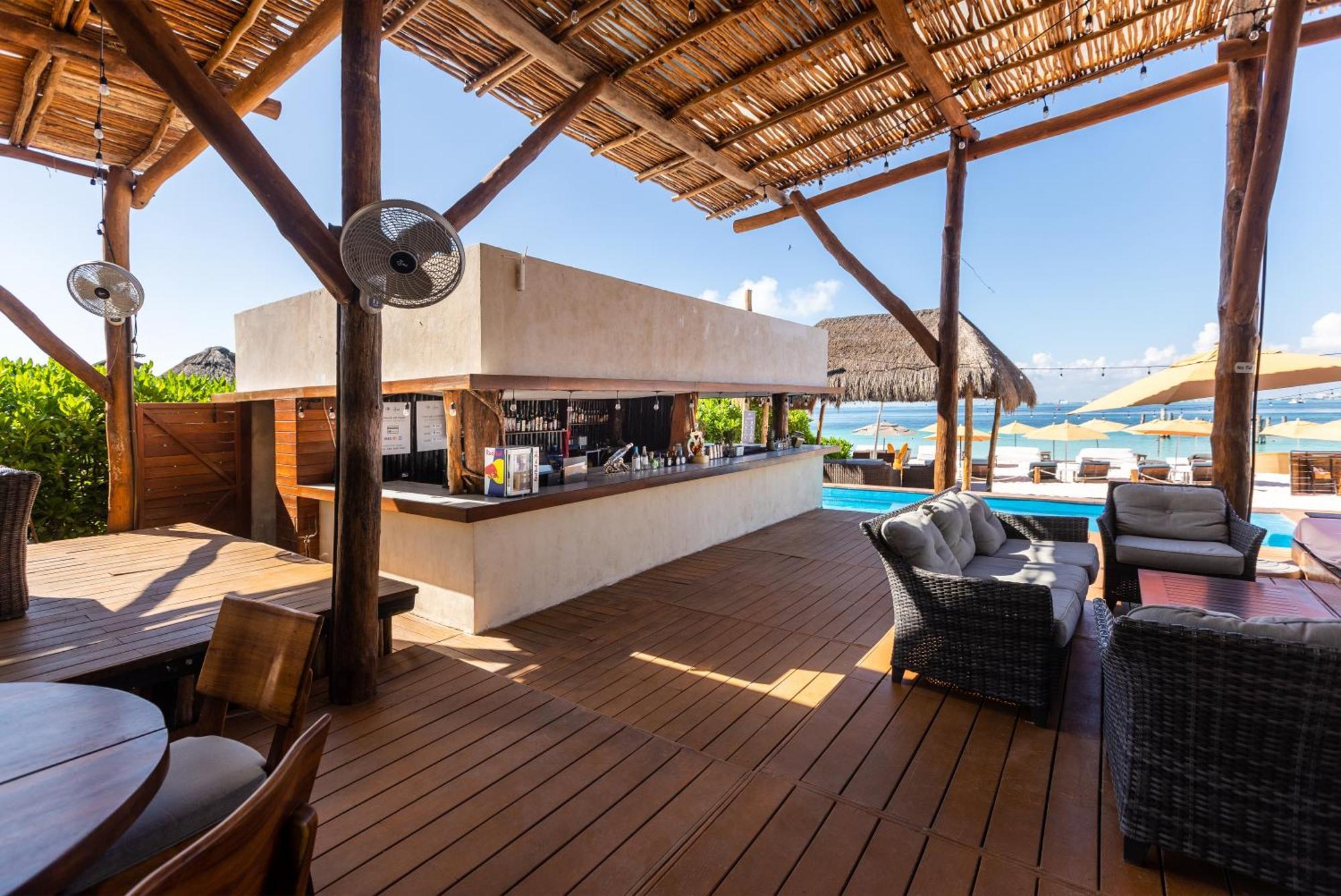 Aruma Villa Boutique Isla Mujeres With Beach Club Access Included ภายนอก รูปภาพ