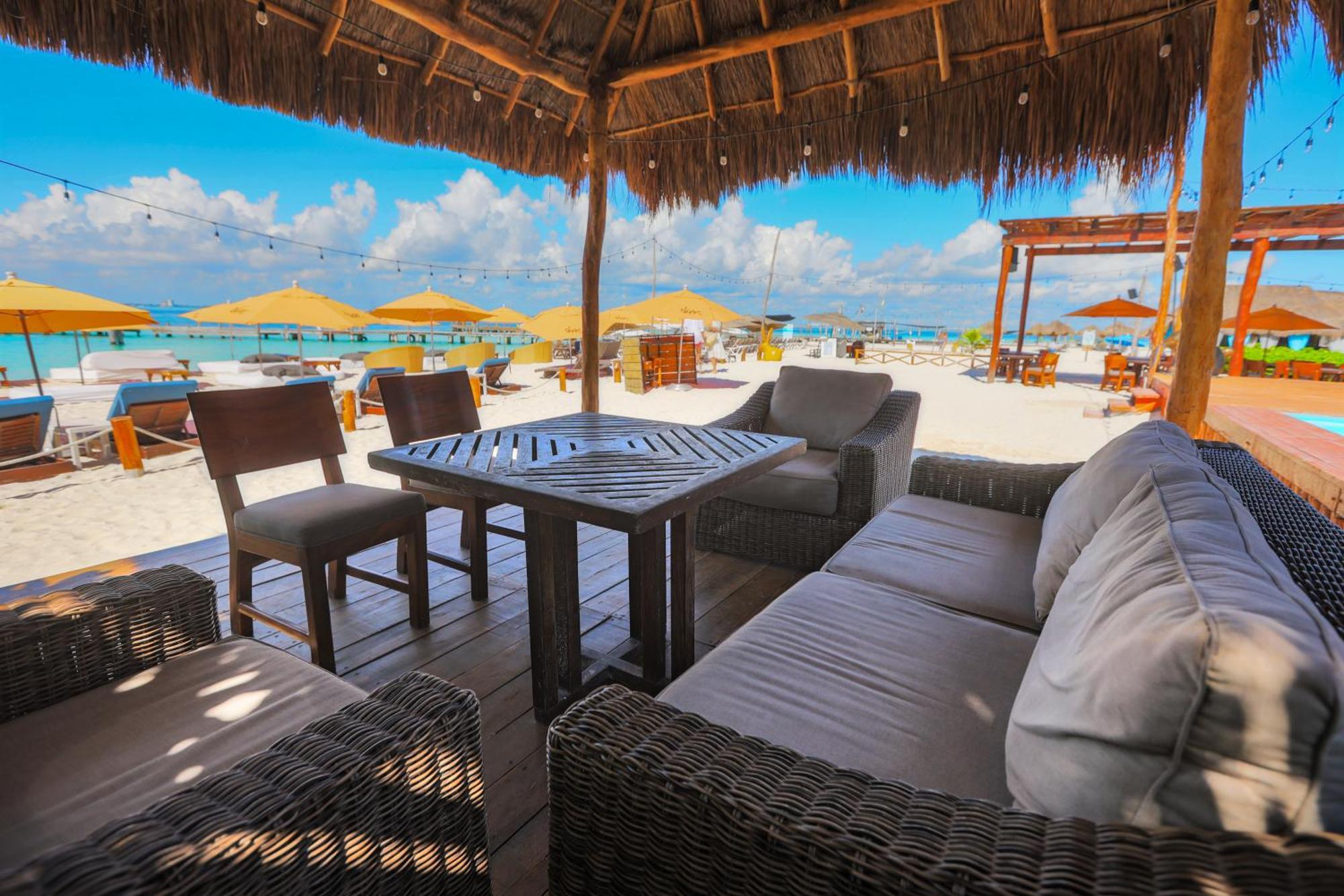 Aruma Villa Boutique Isla Mujeres With Beach Club Access Included ภายนอก รูปภาพ